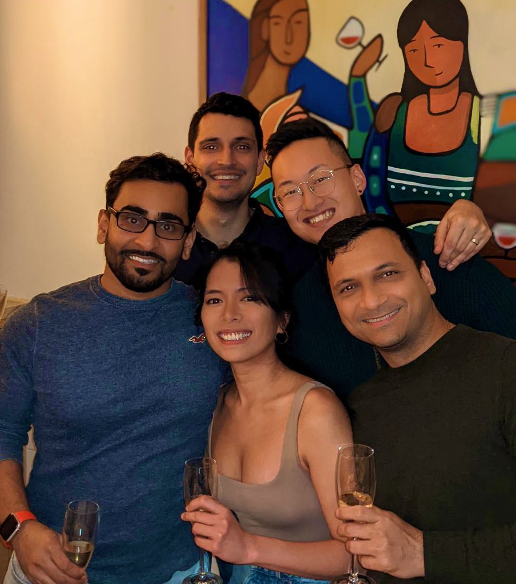 RebullarK's tweet image. What a year with the best study group. We did it! #frcsc