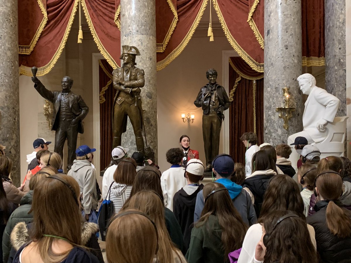 Bus 5 at the Capitol!