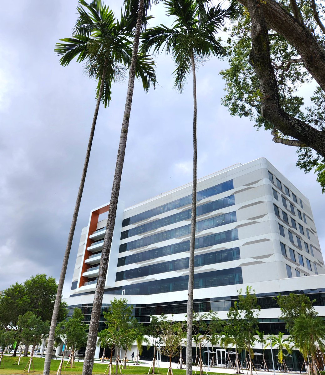 Brian McNoldy tweet media