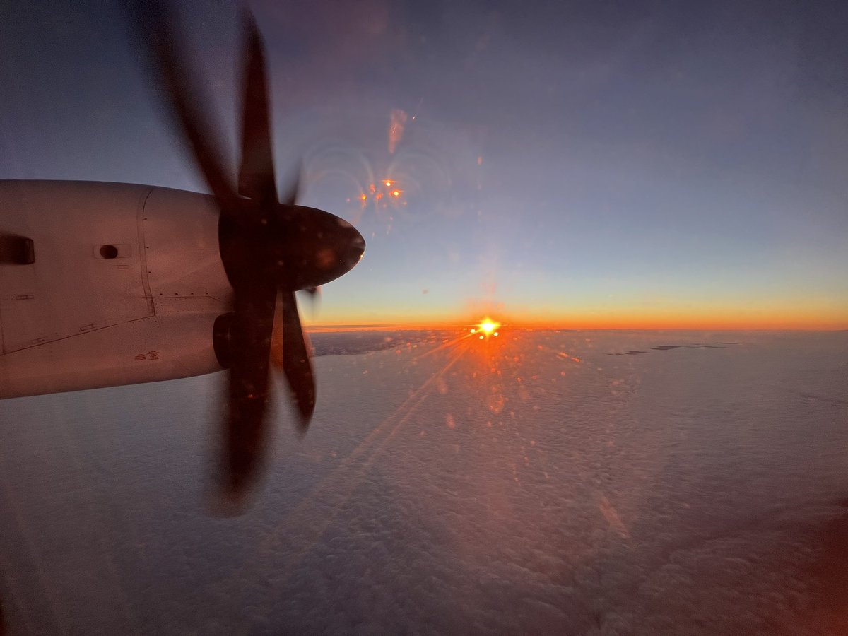 Up at 3:45am for 6am flight to Vancouver to skate at 7pm. Forgets back pack at home and was almost late getting through security. Had minor panic attack… then flight gets delayed an hour and a half anyways after boarding 🙄 ….it’s nap time 😴