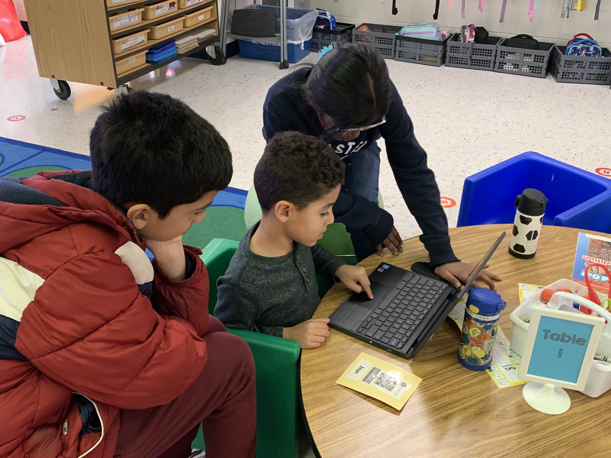 Amy Collier (@mrscolliersks) on Twitter photo Legacy 5th graders helped the Ks make a collaborative ABC Book in Wixie. We loved learning all the tips from the Big Kids! ❤️💙Legacy Leaders! <a href="/JLoganMcIntoshV/">Logan McIntosh</a> <a href="/LCPSLegacy/">Legacy Elementary</a> Legacy 5th graders helped the Ks make a collaborative ABC Book in Wixie. We loved learning all the tips from the Big Kids! ❤️💙Legacy Leaders! <a href="/JLoganMcIntoshV/">Logan McIntosh</a> <a href="/LCPSLegacy/">Legacy Elementary</a>