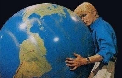 lauraluzi2's tweet photo. Please, Twitter World, promise me you ll be there, tomorrow morning 🙏
#TwitterOFF #TwitterDown
#RIPTwitter #shutdowntwitter
Goonight, Kooks! 🤞⚡
#BowieForever #DavidBowie https://t.co/ZnEROKlxnO