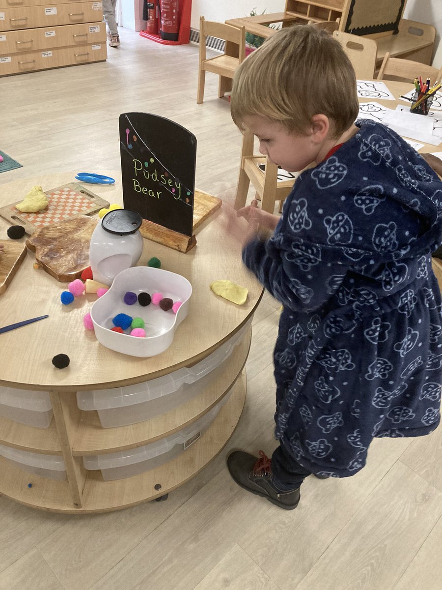 P1W had a lovely morning with the <a href="/MurrayfieldELC/">MurrayfieldELC</a> boys and girls to take part in #childreninneed activities. It was lovely to see children reunited with friends and showing me their old nursery. #makingmemories