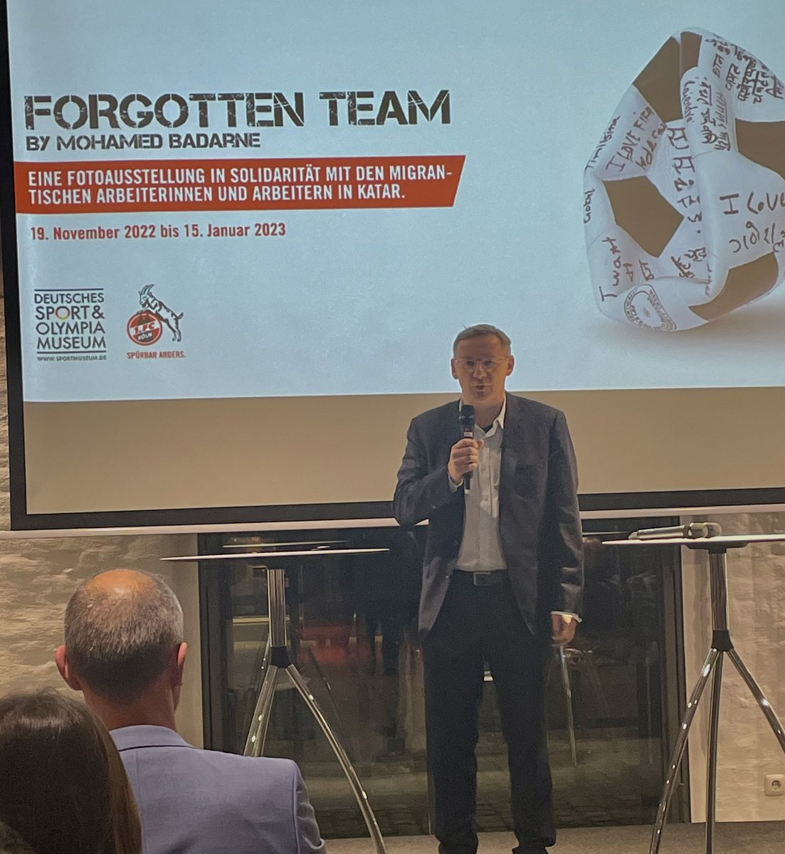 #effzeh-Vizepräsident Eckhard Sauren hat die Sonderausstellung „Forgotten Team“ im Sport und Olympia Museum Köln eröffnet. Ab Samstag, 19. November ist sie für die Öffentlichkeit zugänglich. 👉🏼 fc.de/fc-info/news/d…