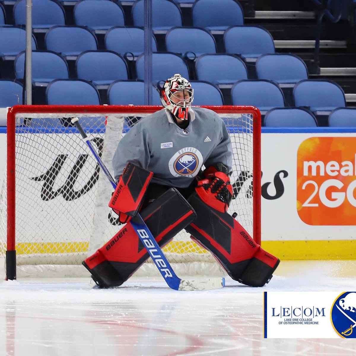 The debut of Andy’s black &amp; red 🤩