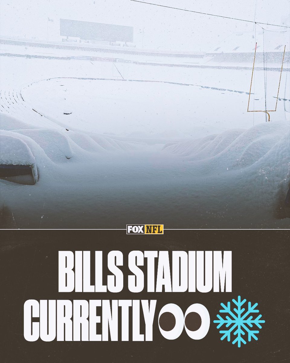 NFLonFOX's tweet photo. Live look at Buffalo 😳🥶

📸: @BuffaloBills https://t.co/kejnkpw4v3
