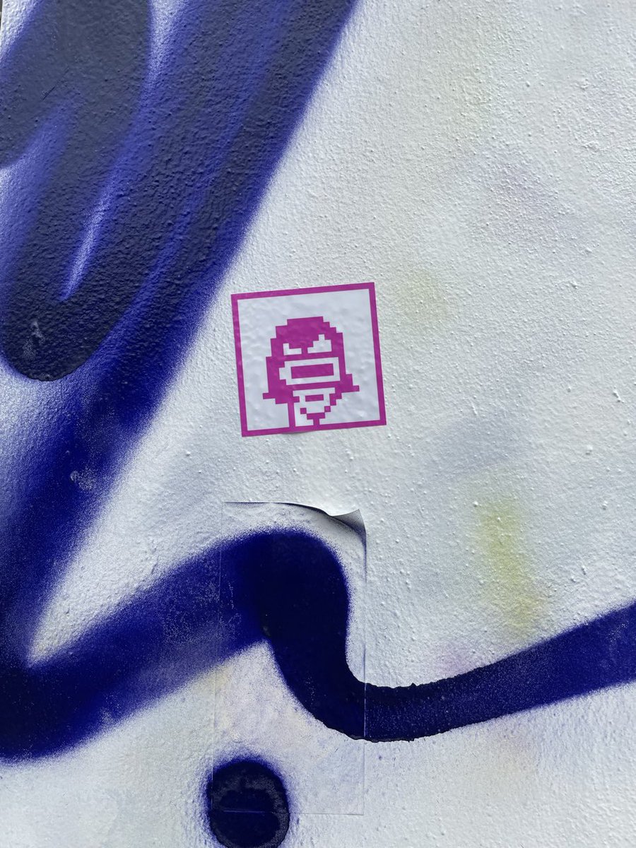 INVADER just put up a Zombie mosaic in Les Halles… 305 is popping up on the streets of Miami… probably nothing? <a href="/cryptopunksnfts/">CryptoPunks</a> in the wild 🔥 c u in Miami