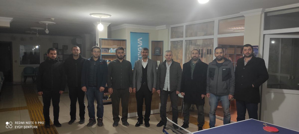 Gençlik ve Spor Bakanlığı Uzmanı sayın Suphi Döner, İl Gençlik spor Müdür yardımcıları, Latif Yılmaztürk ve Hayati Güneri, Şube müdürü Eyüp Şentürk vakfımızı ziyaret ettiler. 

Gençlik üzerine güzel bir muhabbet ettik ziyaretlerinden ötürü kendilerine teşekkür ederiz.