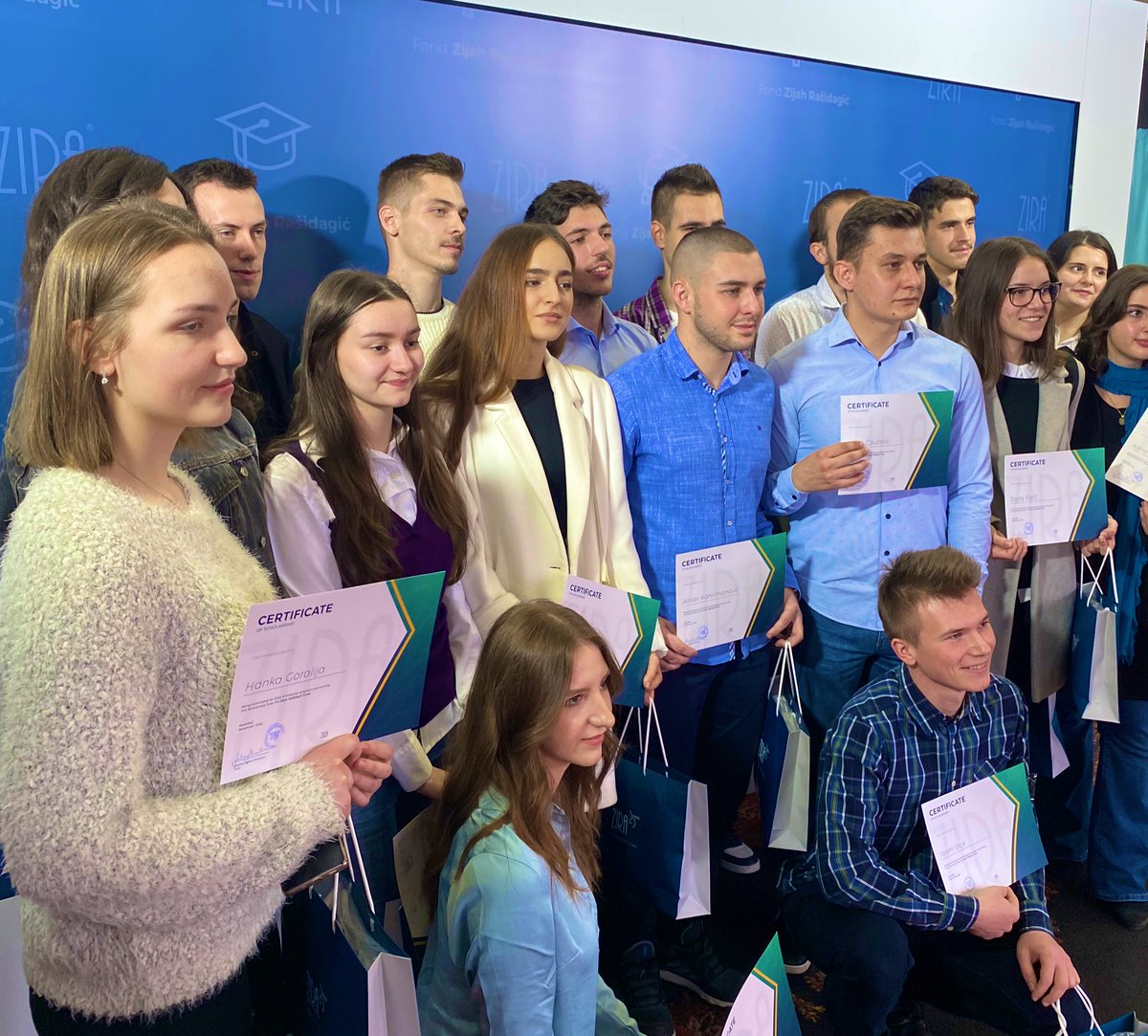 Hvala <a href="/elmapasic/">elma pasic</a> i <a href="/ZIRALtd/">ZIRA Group</a> sto radite super programe sa mladima 🌏 #SDGs
