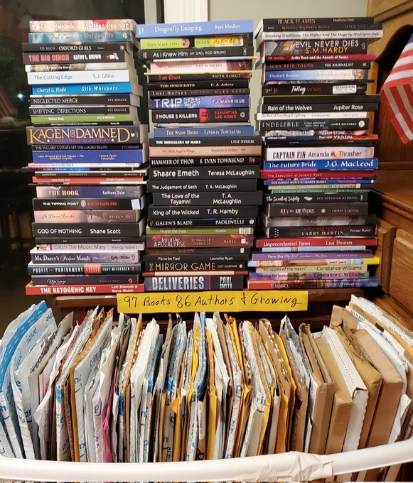 iquitsmokingcig's tweet photo. From My Followers #3 @EveKoguce @SSBazinet @kathleendoler @pavane_ravel @TRHamby1 @Kellyrei007 @TheALLwriter @Herring_SueB @AmandaMThrasher @scottalexhess @aggierob @AuthorVGSmith @jgmacleodauthor @andymarso @BethBonness @Kate_Breslin @DavidDarlingCA @authorellenmaze I Buy Books https://t.co/BhA0Ja2JQz