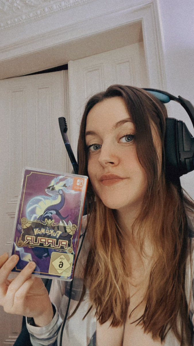 maluvytwitch's tweet photo. We‘re playing #PokemonViolet now 🥰

https://t.co/nU0oWkInWW https://t.co/EZ0MLh8x0c