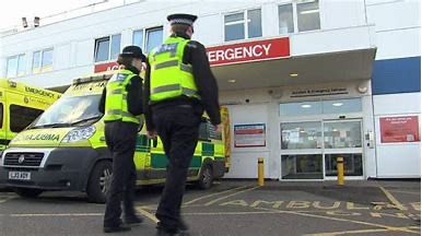 Sandford_Police's tweet photo. We are the first to trial a new scheme here in Sandford

Police officers are spending far too long assisting in #MentalHealth calls 

From today, when police are assigned to a call where delays are caused by local services, we will bill them £71.75 per hour, per officer https://t.co/vp9oJ9ju6l