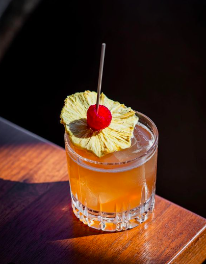 MyTOFD's tweet photo. Feels like Friday, ft. the knickerbocker from Canoe Restaurant at 66 Wellington Street W. See you there! #ExploreTOFD https://t.co/FTT8FfaHT5