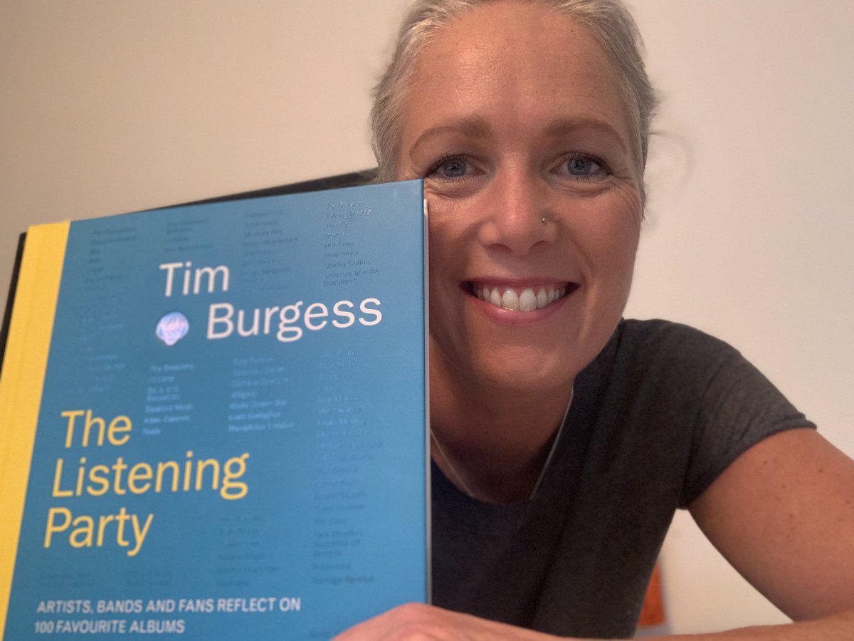 Amazing gift (awesome husband) nowhere’s too far away for a TTLP Wellington Aotearoa New Zealand 🇳🇿 ♥️ <a href="/LlSTENlNG_PARTY/">Tim's Listening Party</a> <a href="/Tim_Burgess/">Tim Burgess</a>