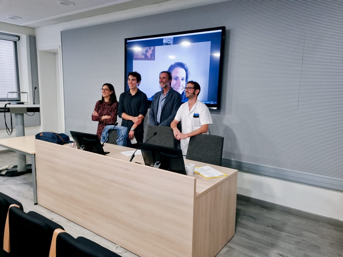 Isabel Graupera (@igraupe) on Twitter photo Avui l’Octavi Bassegoda ha defensat la seva tesi doctoral i ha fet una feina fantàstica. Molt orgullosa de veure el teu creixement científic i personal durant aquesta etapa. FELICITATS Dr!! <a href="/corname54866605/">Octavi Bassegoda</a> Avui l’Octavi Bassegoda ha defensat la seva tesi doctoral i ha fet una feina fantàstica. Molt orgullosa de veure el teu creixement científic i personal durant aquesta etapa. FELICITATS Dr!! <a href="/corname54866605/">Octavi Bassegoda</a>