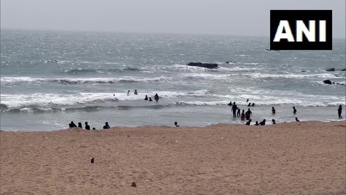 Andhra Pradesh GVMC selected 44 lifeguards for beaches in
