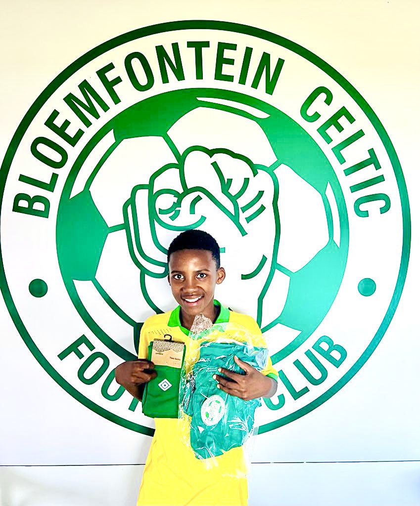 Bloem_Celtic's tweet photo. 🚨TOP 8 FESTIVAL 🚨

WE INVITE ALL TEAMS INTRESTED TO TAKE PART IN OUR 

Space is allocated for only 8 teams per age group . 
T&amp;C apply , 

#LoveSiwelele
#development
#academyfootball
#mysafa https://t.co/nE96RMuZ01