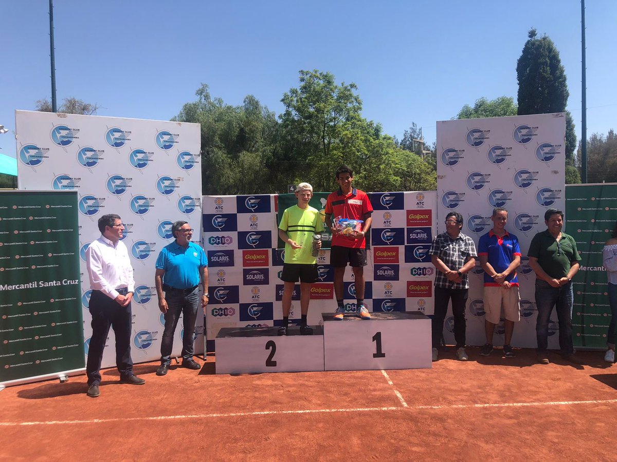 APTenis's tweet photo. 🎾 Gira @cosatoficial - Cóndor Plata🇧🇴2022

🏆 ¡CAMPEONES! 🥇👏🏼

🎖️SINGLES:
🙋🏻‍♂️U16
🇵🇾Santino Núñez venció en la final 6-7 6-3 6-1 a Vertberger🇦🇷

🎖️DOBLES:
🙋🏻‍♀️U14
🇵🇾Cata Delmas/Balderrama🇻🇪 6-0 6-4 a 🇪🇨Jativa/Monge🇪🇨

👏🏼 ¡FELICITACIONES! 🏅

#APT #TenisParaguayo https://t.co/Dpf6PZh2Xx