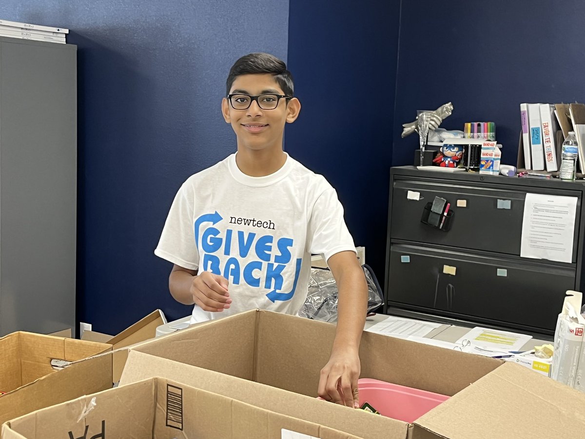 DanaeBoyd's tweet image. #NTGB22 @NewTech_NTC @GRACEGrapevine for New Tech Gives Back and AP with @WEMovement @APHuG