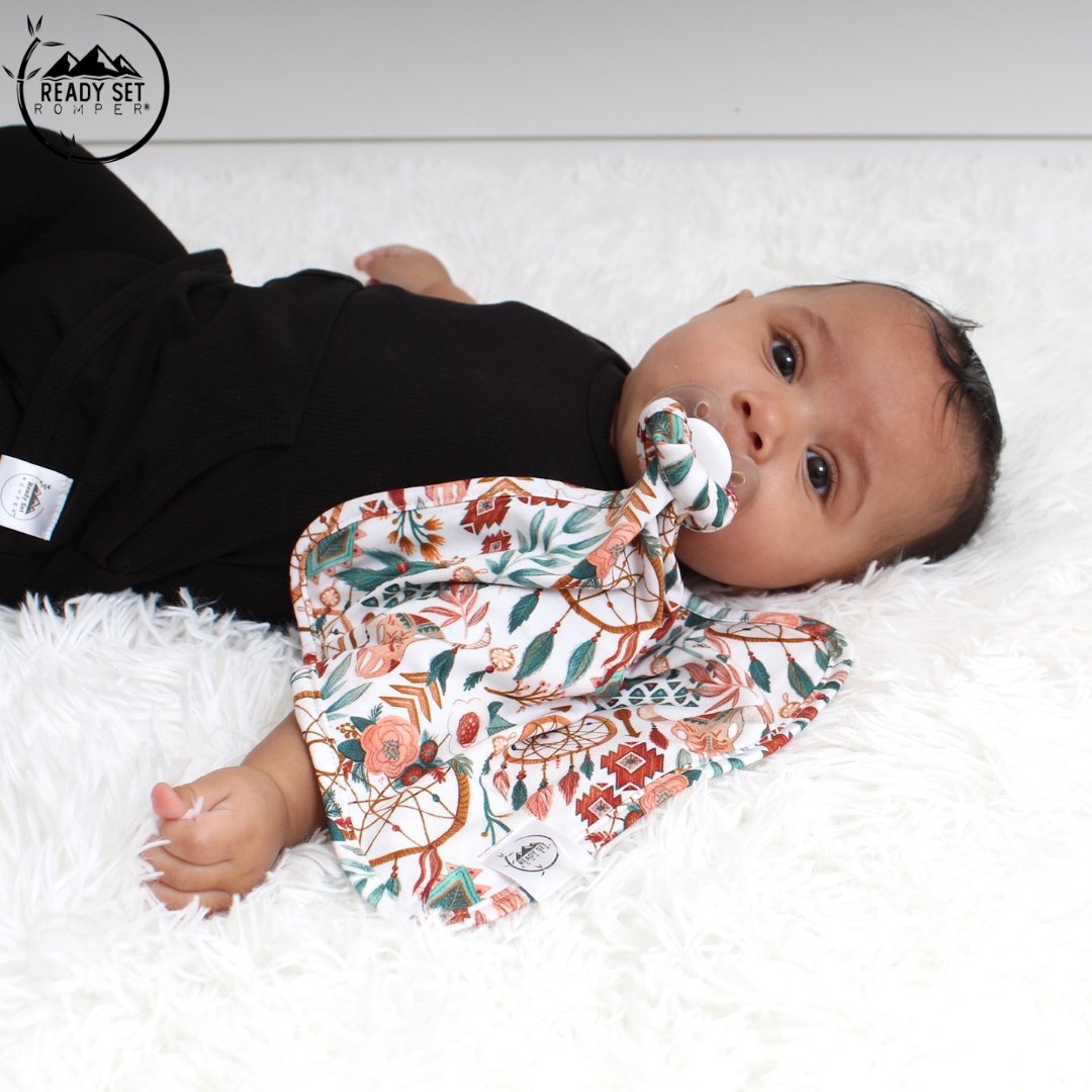readysetromper's tweet photo. Shop accessories for yourself and your little ones! New Head Wraps, Bibs, Loveys, and Beanies have just been added to the website. You won't want to miss out on these amazing stocking stuffers 🎁 

Shop @ https://t.co/tLC5NN2wGM or download our APP📱 https://t.co/VCOwP3zFUt