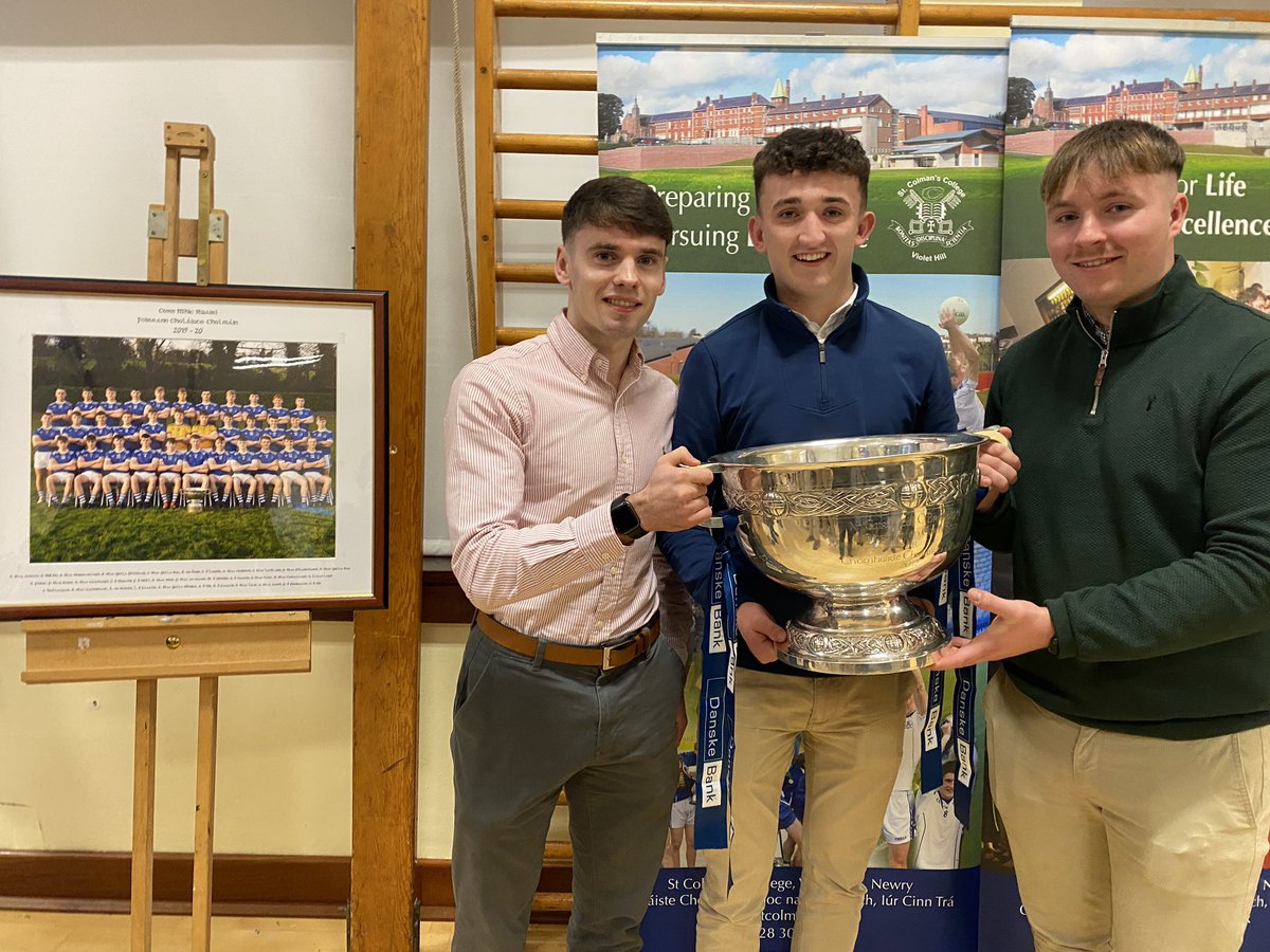 st_colmans's tweet photo. We had a lovely event in the College today which included the formal presentation of MacRory Cup 2020 medals. Thanks to Jimmy Smyth who was Guest of Honour. There was a lovely, relaxed atmosphere and it was great to bring all these lads and their families together 🔵⚪️ https://t.co/y5uhghwwH1