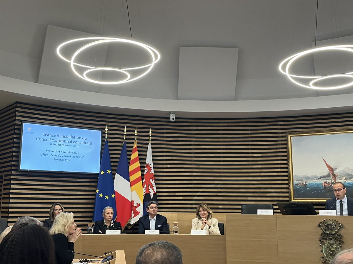 CavalleraFab's tweet photo. Très heureux de faire partie du nouveau #3C Conseil Communal Consultatif pour les 4 prochaines années merci @cestrosi @anthony_borre @ACophignon #TaharSaiah … #Ilovenice #Ilovemyjob @VilledeNice @SyndicatTaxis https://t.co/qf43mrJ29I