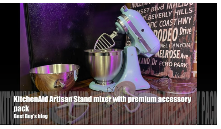 Martin Renaud (@socialitebooks) on Twitter photo I love to cook and bake and now I want this amazing <a href="/KitchenAidUSA/">KitchenAid</a> Stand Mixer that Shelly <a href="/kidswap/">Shelly W 🚜</a> recently reviewed on <a href="/BestBuyCanada/">Best Buy Canada</a>'s blog. Shelly does a great job of showing it create cookie dough, pizza dough and more. AND THAT COLOUR 😍
blog.bestbuy.ca/appliances/sma… I love to cook and bake and now I want this amazing <a href="/KitchenAidUSA/">KitchenAid</a> Stand Mixer that Shelly <a href="/kidswap/">Shelly W 🚜</a> recently reviewed on <a href="/BestBuyCanada/">Best Buy Canada</a>'s blog. Shelly does a great job of showing it create cookie dough, pizza dough and more. AND THAT COLOUR 😍
blog.bestbuy.ca/appliances/sma…