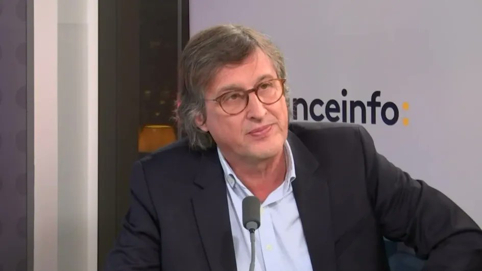 franceinfo tweet media