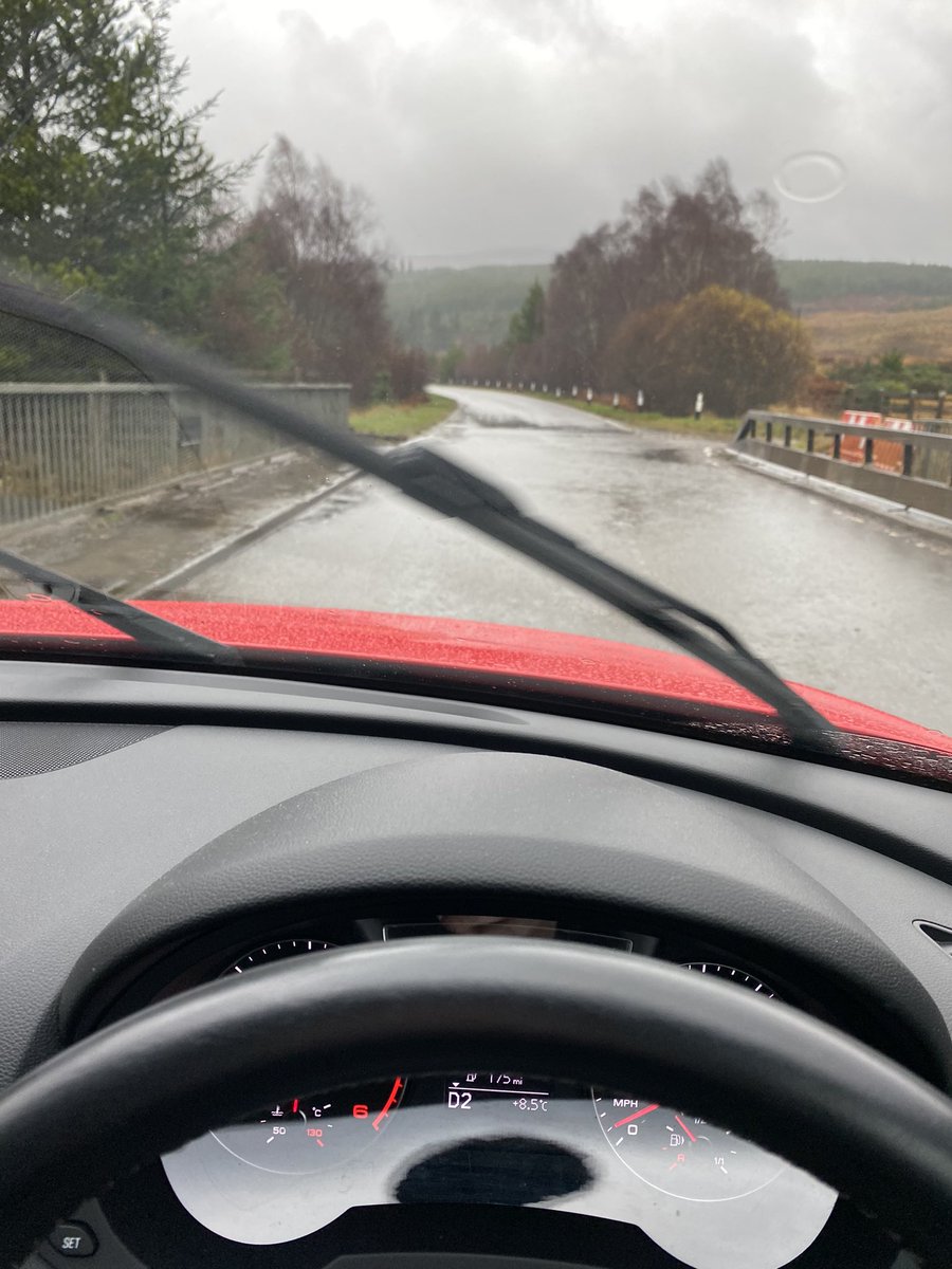 lizmacpherson1's tweet photo. @BEAR_Scotland is your Twitter manned over the weekend? A835 at inchbae just before Ben wivis car park is flooded and cars are not seeing it in the dark ! https://t.co/bkhWD7YEWb