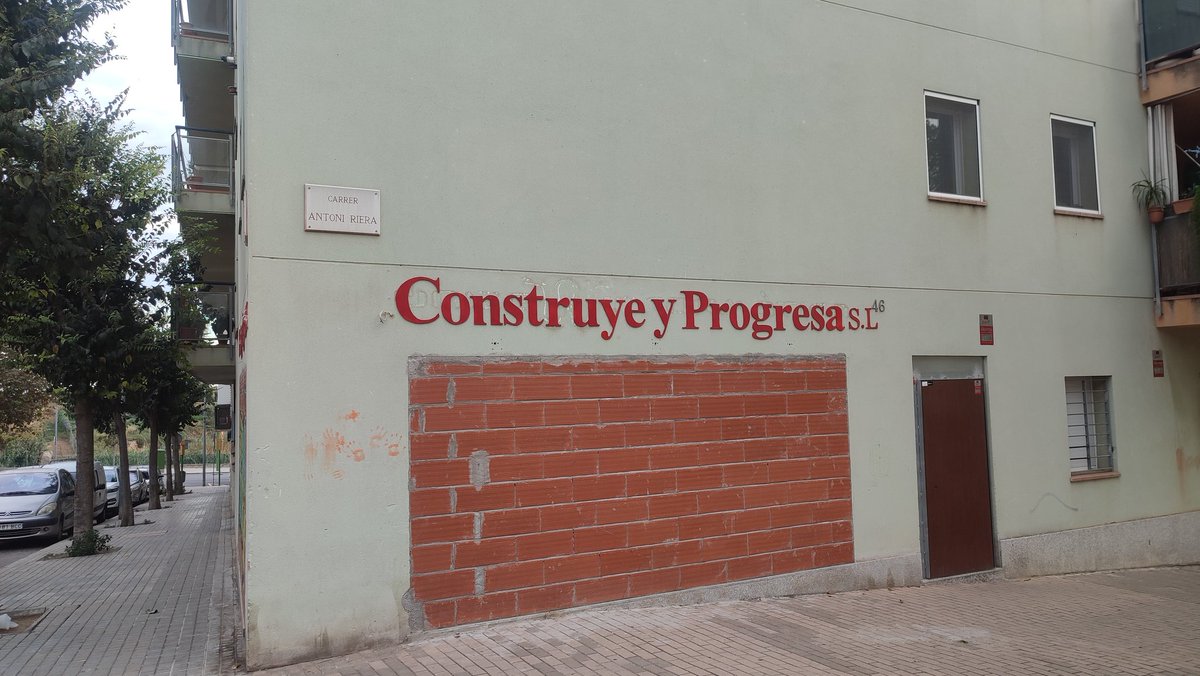 retroprogress's tweet image. Ara mateix l&apos;ideal del progrés és això: una paret contra la que ens estem estavellant una vegada i una altra...
#retroprogrés
#retroprogress
#retroprogreso