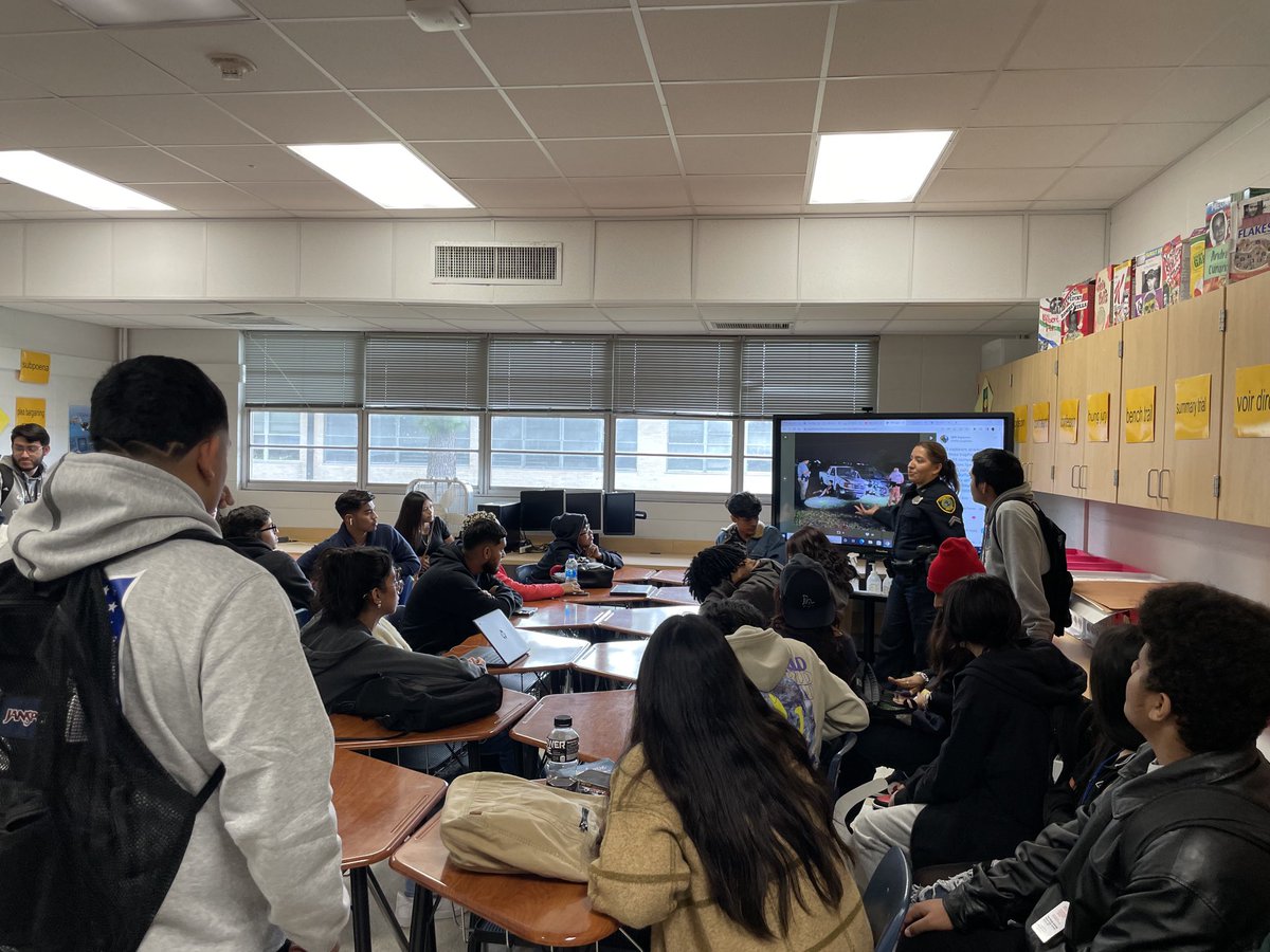 G Guerrero tweet media