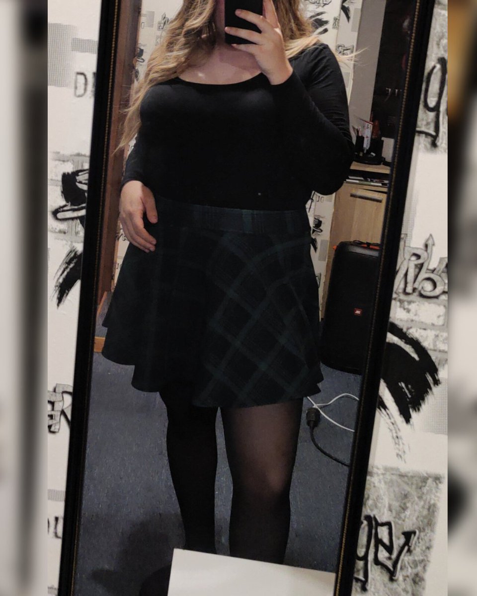 CD_Kerstin's tweet photo. @F1NN5TER I think I will join this. #crossdresser https://t.co/c8Dm1htOFU