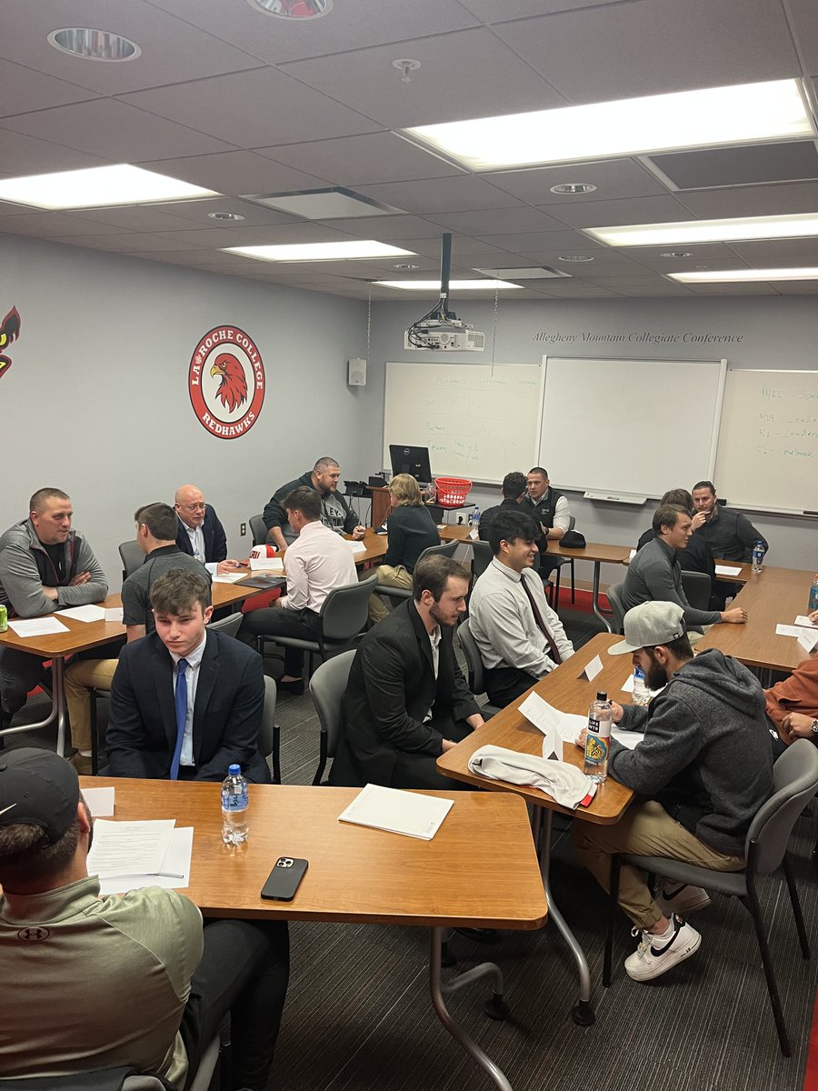 La Roche Baseball tweet media