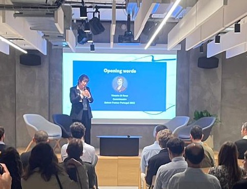 Alexandre Carelle (@carellealex) on Twitter photo 🙋🏻♂️Riche journée d'échanges sur les énergies renouvelables ☀️ entre startups et financeurs de la <a href="/SaisonFrPt2022/">Saison France-Portugal 2022</a> 🇵🇹🇲🇫 ! Félicitations aux équipes <a href="/TheSchoolab/">TheSchoolab</a> <a href="/IFParis/">Institut français</a> & <a href="/camoes_ip/">Camões.IP</a> pour l'édition parisienne des #RencontresEconomiques 👏 au <a href="/RaiseLab_Paris/">RaiseLab</a> avec <a href="/WAI_BNPP/">WAI by BNP Paribas</a> <a href="/BNPPRE_FR/">BNPP Real Estate</a> 🙋🏻♂️Riche journée d'échanges sur les énergies renouvelables ☀️ entre startups et financeurs de la <a href="/SaisonFrPt2022/">Saison France-Portugal 2022</a> 🇵🇹🇲🇫 ! Félicitations aux équipes <a href="/TheSchoolab/">TheSchoolab</a> <a href="/IFParis/">Institut français</a> & <a href="/camoes_ip/">Camões.IP</a> pour l'édition parisienne des #RencontresEconomiques 👏 au <a href="/RaiseLab_Paris/">RaiseLab</a> avec <a href="/WAI_BNPP/">WAI by BNP Paribas</a> <a href="/BNPPRE_FR/">BNPP Real Estate</a>