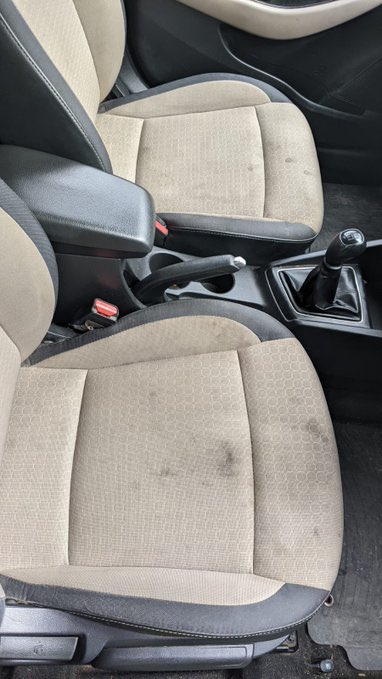 startupaman's tweet photo. @Zoomcar_India @ZoomCarIndia @Zoomcar_India, I already shared the photos in the tweets above, I am sharing again here. 🤦‍♂️ https://t.co/GOIG8UdMuR