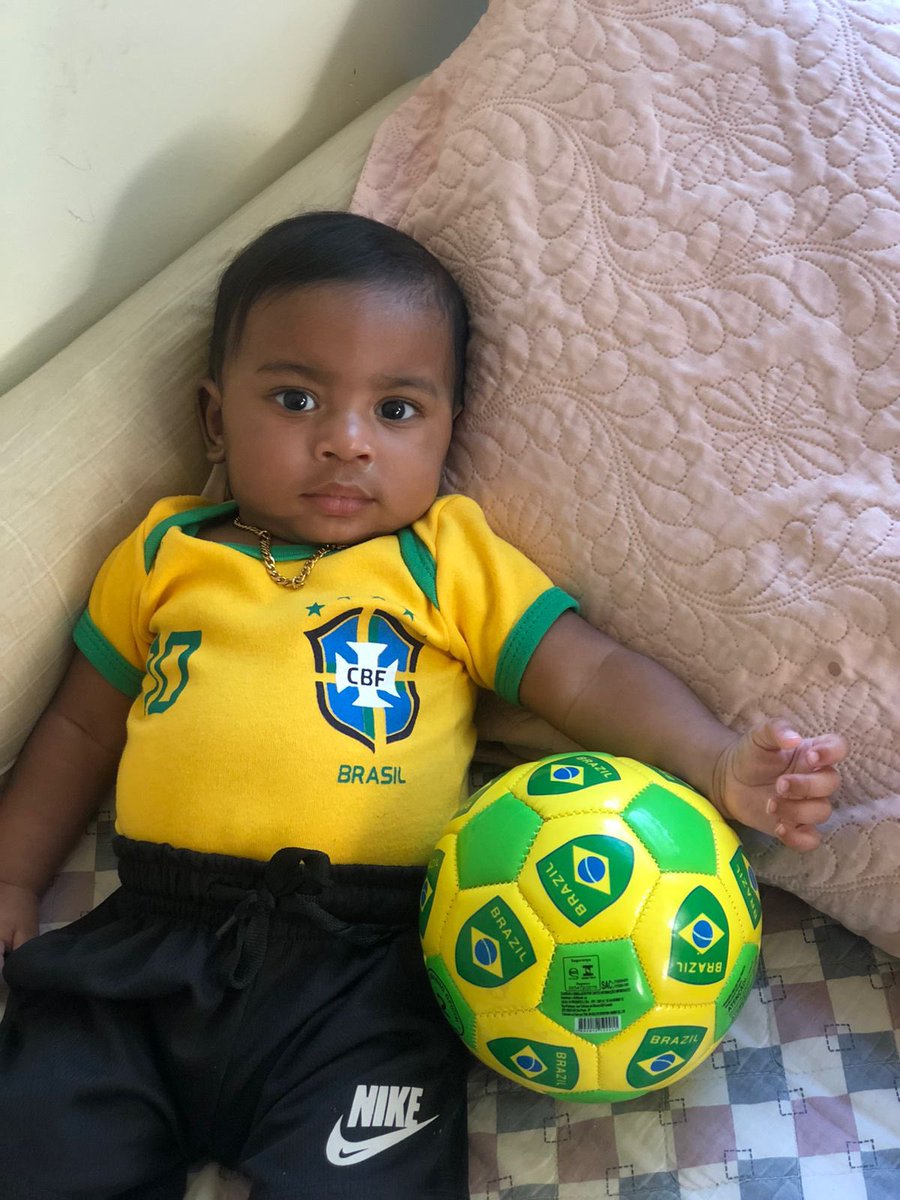Leozin_Cdd's tweet photo. Na arte de fazer filho bonito , o pai tem , haha esquece 🇧🇷🥰🥰 https://t.co/r6c79qDkst