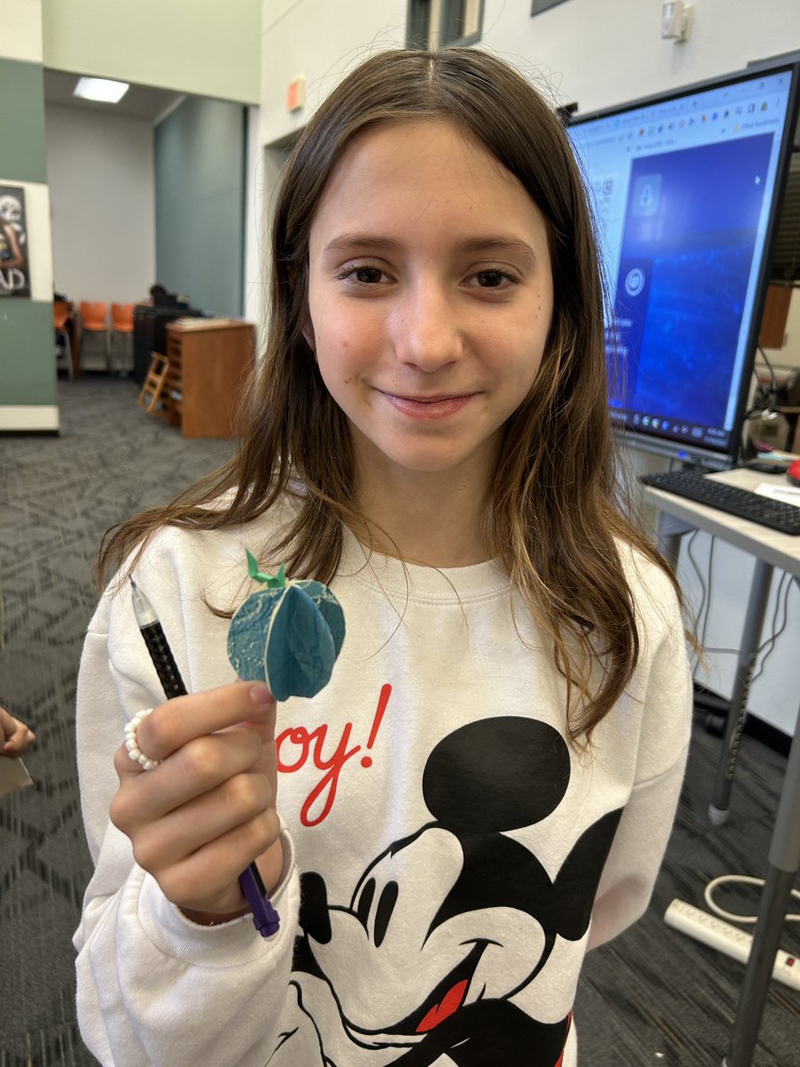 Hopewell Middle School Library tweet media