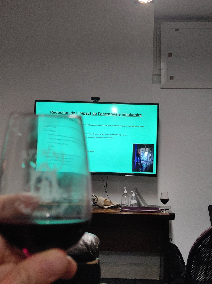 De la green anesthésie et du vin..le combo idéal 🌿🍷
Merci à nos intervenants,et aux participants 
#greenAR