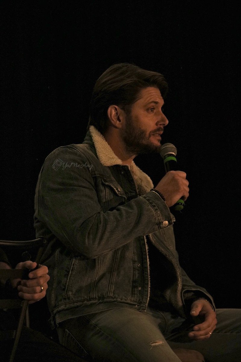 YoMeAng's tweet photo. Have I shared these yet? Enjoy either way. 
Jensen at #spnphoenix #SPNPHX @JensenAckles @CreationEnt https://t.co/LDn5mkHN8Z