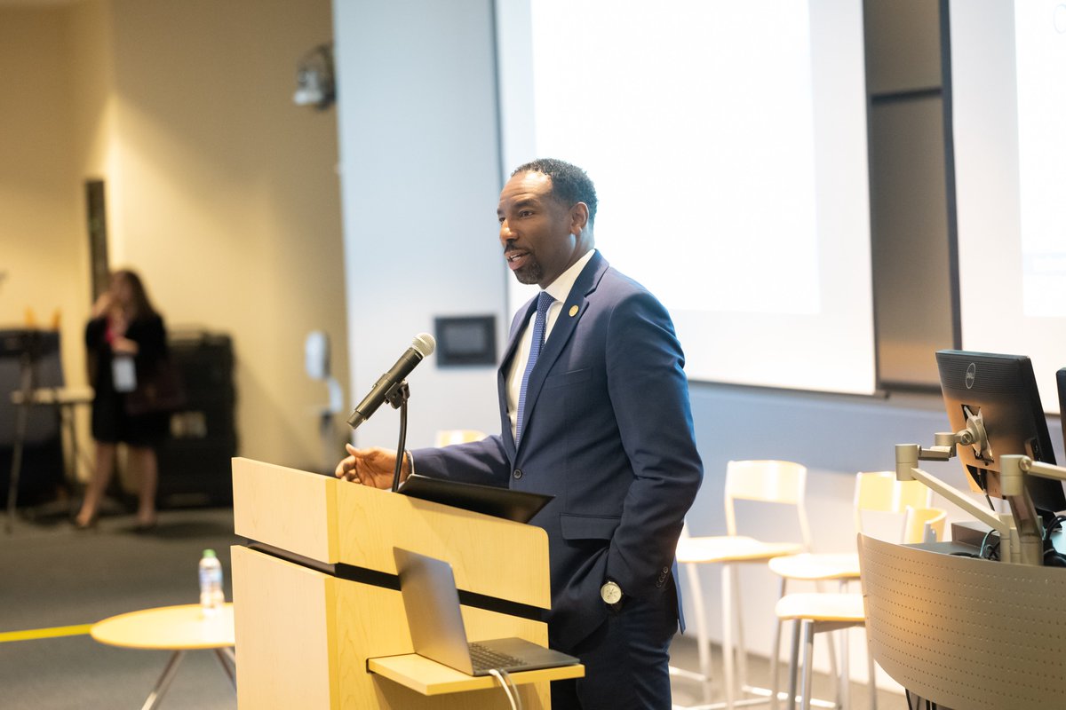 CityofAtlanta's tweet photo. Mayor @Andreforatlanta welcomed the @TechNetUpdate’s state policy conference to Atlanta – the world’s most innovative place for tech. https://t.co/3RXaizx3Ir