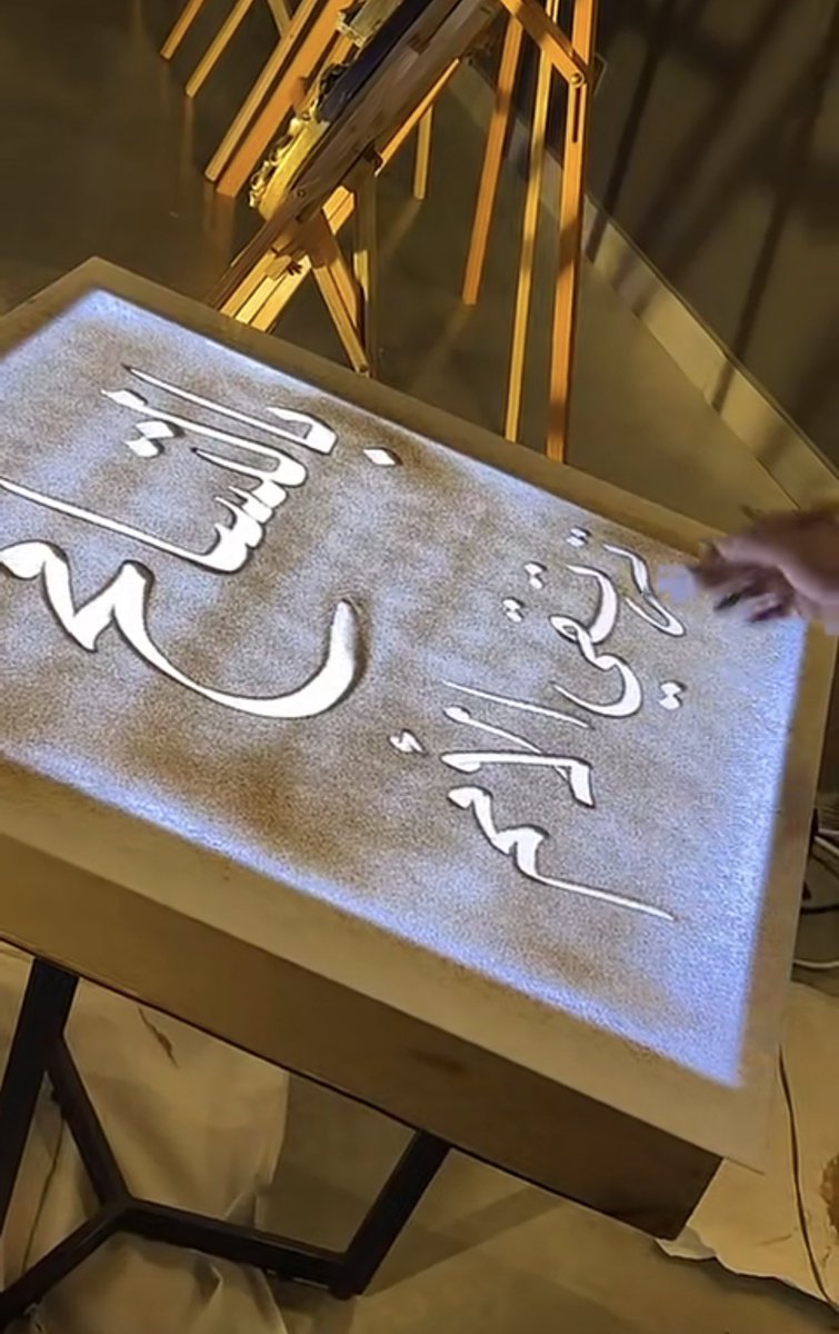 JsftYnb's tweet image. #معرض ( بالتسامح ترتقي الأمم ) للفن التشكيلي و المقام بمناسبة #اليوم_العالمي_للتسامح من تنظيم مركز الملك عبد العزيز للحوار الوطني بينبع و بالتعاون مع #جسفت_ينبع ينهي آخر أيامه بنجاح و حضور متميِّز