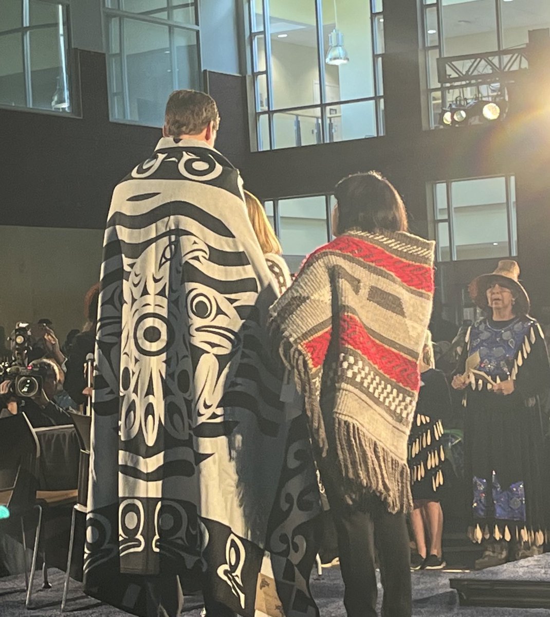 taniad09's tweet photo. Goosebumps watching our new Premier being sworn in on Musqueam territory with some of their protocols.  So disappointed in @GlobalBC for cutting off ceremony to go to @keithbaldrey.  Missed opportunity for BC to partake in reconciliation and witness ceremony/protocols. #bcpoli https://t.co/NcroI0SlTb
