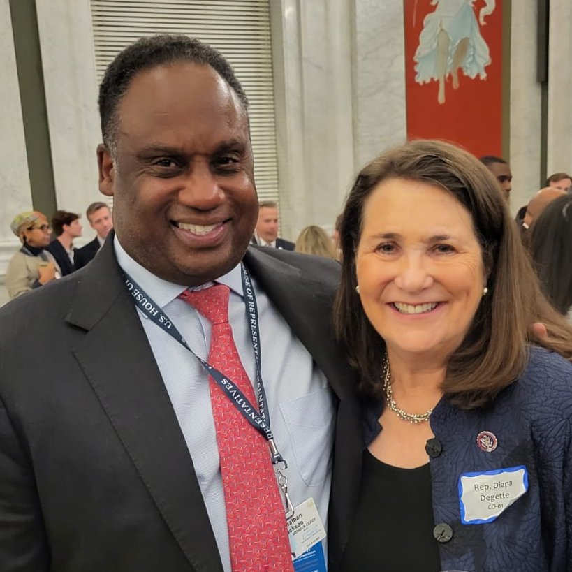 Closing out the first full week of congressional orientation in the nation’s capital! Pleasure to chat with Majority @LeaderHoyer (MD-05) & a chance to catch up with Congresswomen @RepDWStweets (FL-23) & @DeGette5280 (CO-1). #WhenIWinYouWin #WeWon