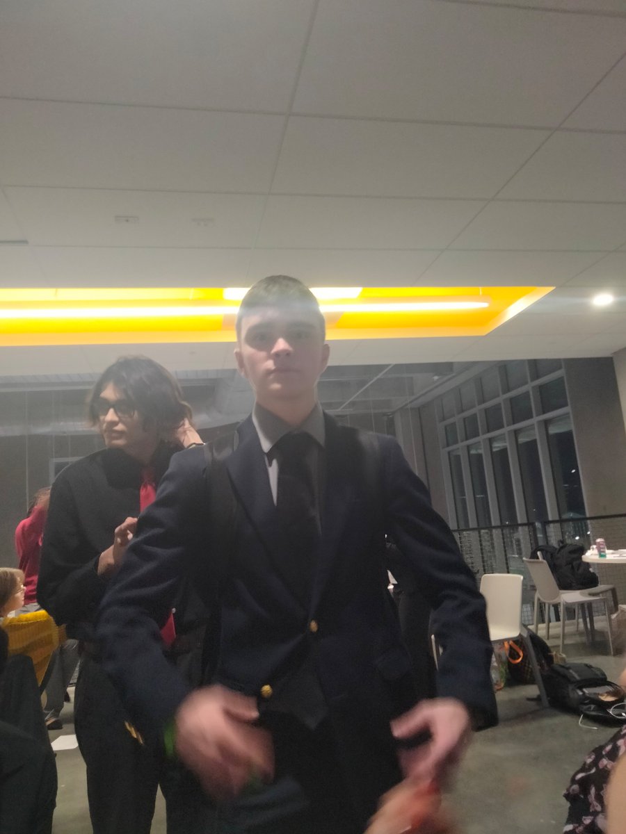 cakemonkey15's tweet photo. @nkc_varsity please enjoy these goofy pictures https://t.co/2MGNGo6l8c