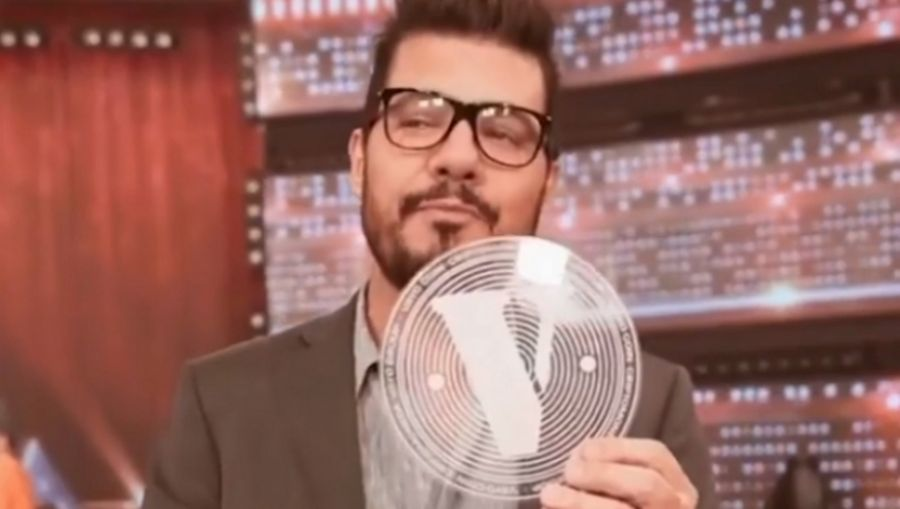 mis2centavos's tweet photo. @JavierBlancoOK Los pagó a todos con #VayoCoin. https://t.co/j9ixXufyaI