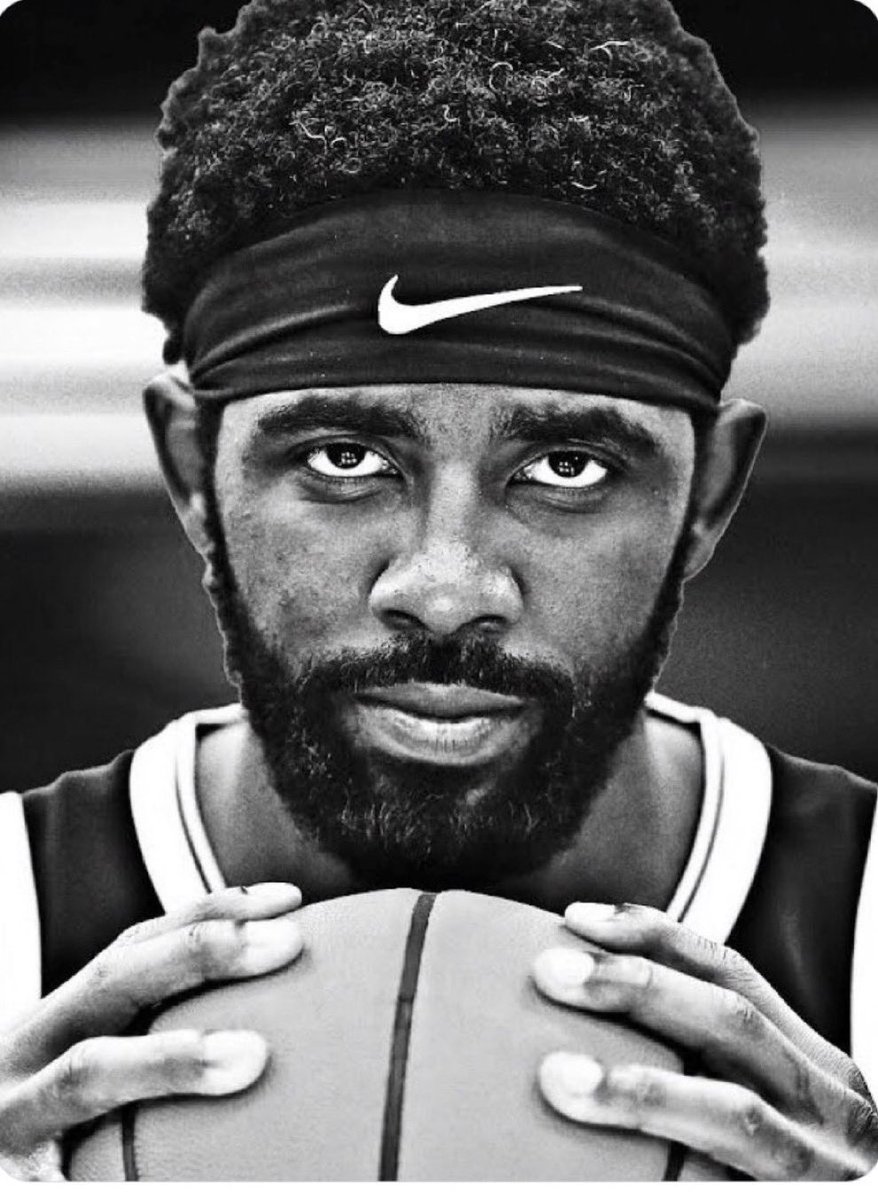 DMiCH_E's tweet image. Basketball player @KyrieIrving donated a total of $65,000 to the funeral fund of Shanquella Robinson 🙏🏾🙏🏾🙏🏾🫶🏾🫶🏾🫶🏾

Money Ain't A Thang ✅

I would absolutely do the same If I were able💯

#JusticeForShanquellaRobinson