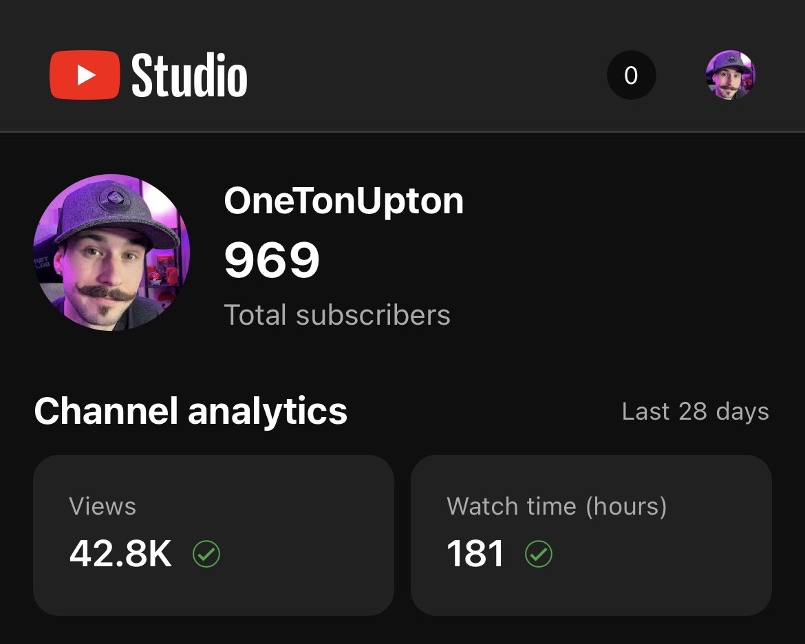 OneTonUpton's tweet image. 31 subs away. Y’all wanna help me make my goal of 1K before the end of the year on YouTube?👀❤️