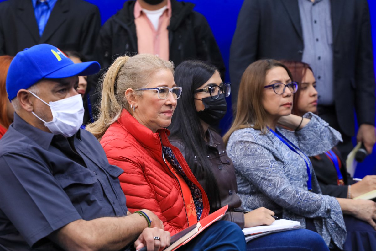 NicolasMaduro's tweet photo. Magnífica reunión ampliada del Grupo de Trabajo del Foro de São Paulo, de la que he estado muy pendiente, a sus intervenciones y temas tratados por las diferentes delegaciones, líderes, lideresas, intelectuales y pensadores presentes. Unidad en la diversidad para la acción. https://t.co/soR8hkoIh0
