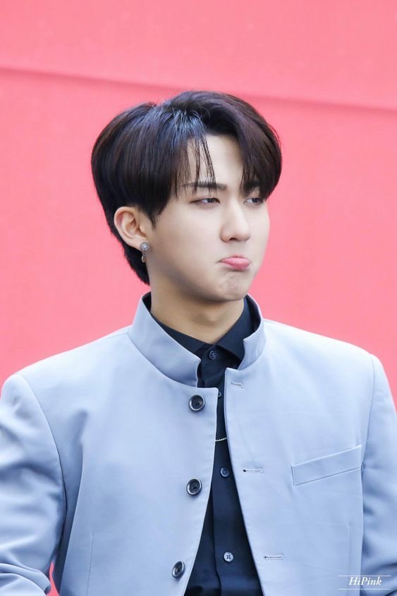 daily changbin🤍 tweet media