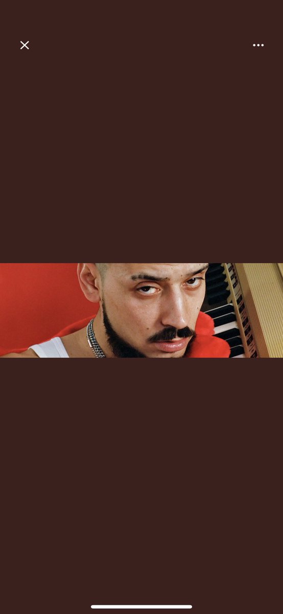 knifeThruLens's tweet photo. @lilitalywyurmom @Promethas @fothergill_bd @CP24 Maybe stop taking cringe photos and spend more time working 🤷🏼‍♂️ https://t.co/FPV6YwsBq8